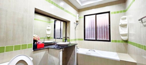 3 bedrooms House in Pattaya, Thailand No. 27345 10