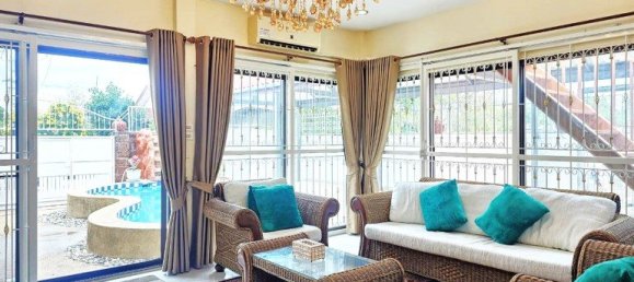 3 bedrooms House in Pattaya, Thailand No. 27345 4