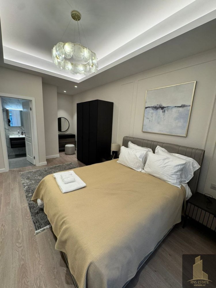 Apartamento de 3 dormitorios en Khatay, Azerbaijan No. 1500