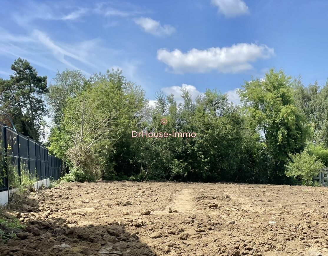 Grundstück in Halluin, France, Nr. 44479