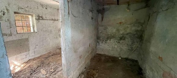 Квартира с 8 комнатами в Невьяно дельи Ардуини, Италия № 127127 23