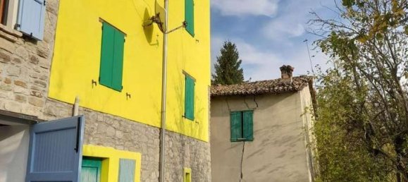 Квартира с 8 комнатами в Невьяно дельи Ардуини, Италия № 127127 2