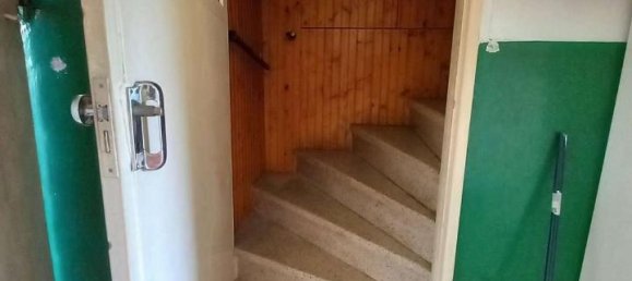 Квартира с 8 комнатами в Невьяно дельи Ардуини, Италия № 127127 40