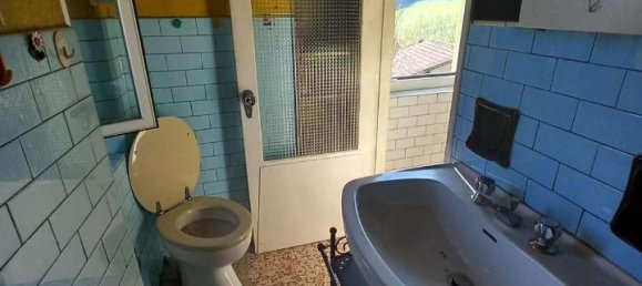 Квартира с 8 комнатами в Невьяно дельи Ардуини, Италия № 127127 38