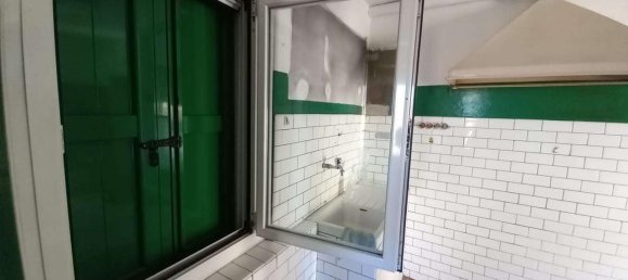 Квартира с 8 комнатами в Невьяно дельи Ардуини, Италия № 127127 34