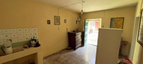 Квартира с 8 комнатами в Невьяно дельи Ардуини, Италия № 127127 14