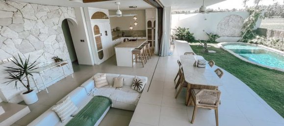 4 bedrooms Villa in Tabanan, Indonesia No. 3697 9