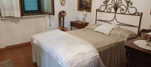 Вилла с 13 спальнями в Ноли, Италия № 104072 17