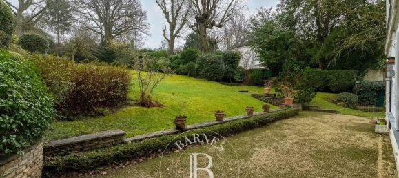 6 bedrooms House in La Celle-Saint-Cloud, France No. 142354 3