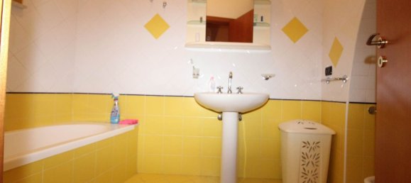 4 rooms House in Lentini, Italy No. 139231 4