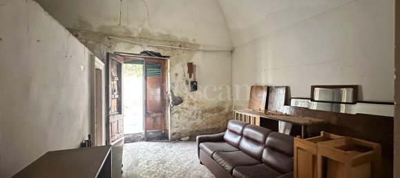 2 rooms Villa in Mascalucia, Italy No. 143005 3