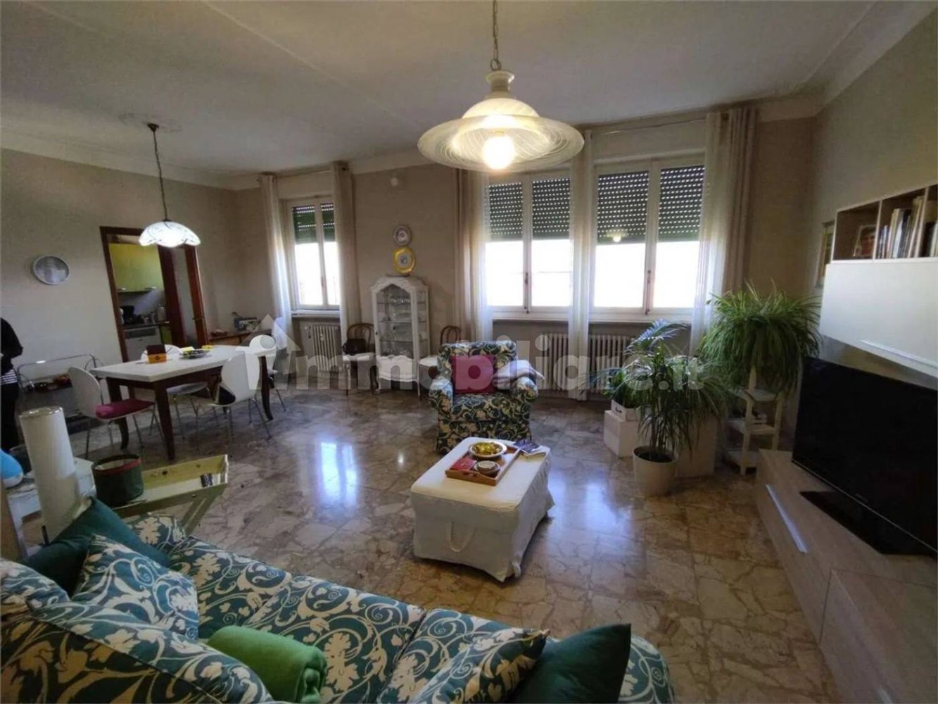 4 bedrooms Apartment in Tortona, Italy No. 346539