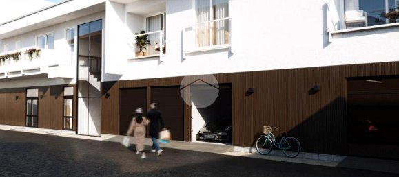 Квартира с 2 спальнями в Кабьяте, Италия № 329467 5