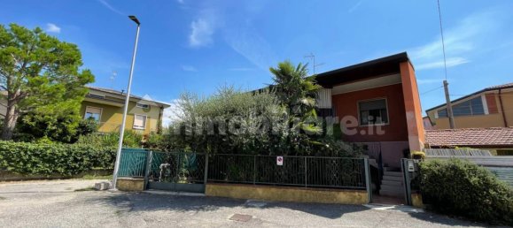 2 bedrooms House in Osio Sotto, Italy No. 344054 23