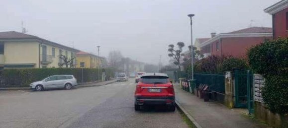 Apartamento de 3 dormitorios en San Giorgio delle Pertiche, Italy No. 311496 6