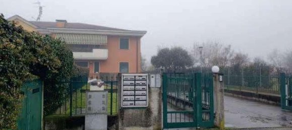 Apartamento de 3 dormitorios en San Giorgio delle Pertiche, Italy No. 311496 2