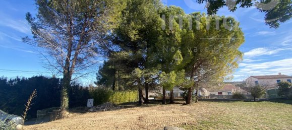 Земельный участок в Пезенас, Франция № 76997 2