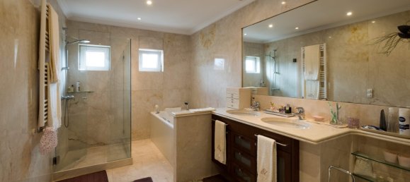 4 bedrooms House in Vila Nova de Gaia, Portugal No. 111159 18