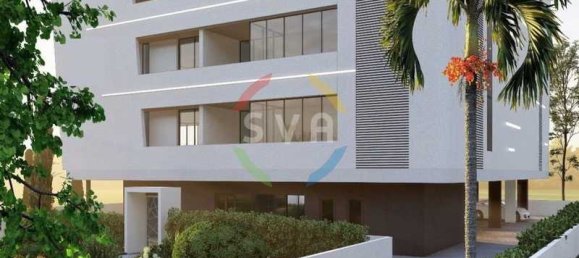 3 bedrooms Penthouse in Limassol, Cyprus No. 67779 2