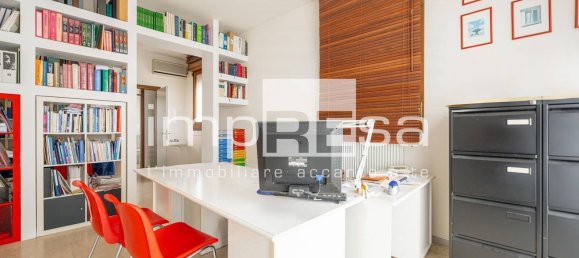 111m² Office in Godega di Sant'Urbano, Italy No. 218867 4