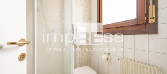 111m² Office in Godega di Sant'Urbano, Italy No. 218867 6