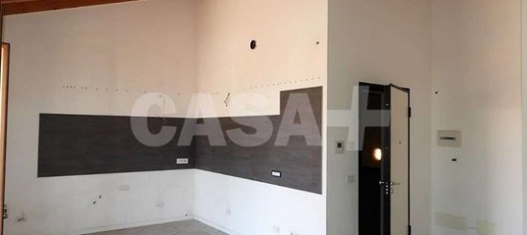 Apartamento de 3 habitaciónes en Travedona-Monate, Italy No. 88138 7