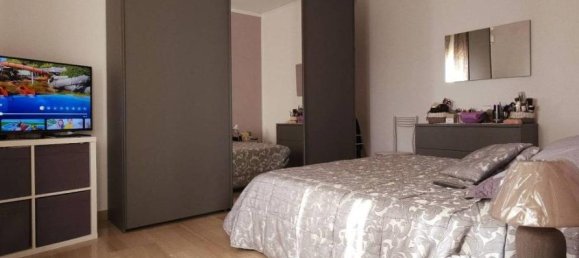 4-salle Appartement à Messina, Italy No. 169612 17