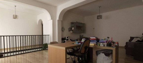 4-salle Appartement à Messina, Italy No. 169612 10