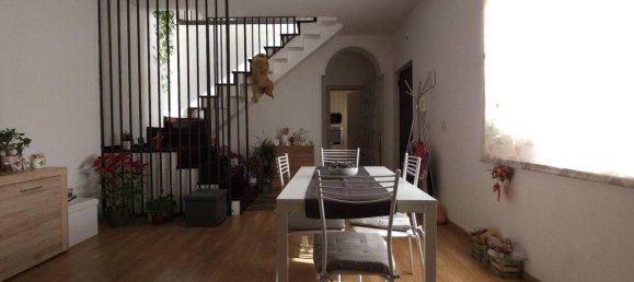 4-salle Appartement à Messina, Italy No. 169612 3