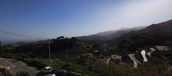 4-salle Appartement à Messina, Italy No. 169612 14