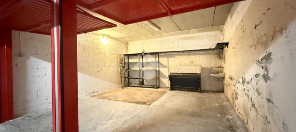 28m² Garage in Trieste, Italy No. 320833 4