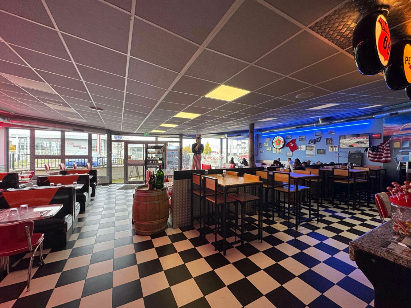 Propiedad comercial en Saint-Dizier, France 210 m² No. 156446