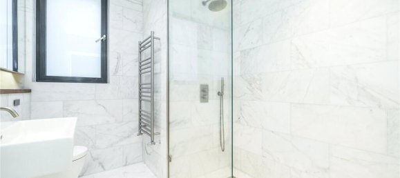 2 bedrooms Maisonette in London, United Kingdom No. 12706 7