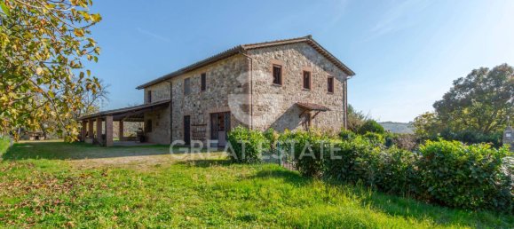 6 bedrooms House in San Venanzo, Italy No. 238563 3