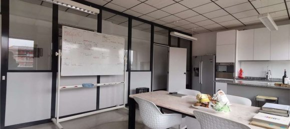 4 rooms Apartment in Rozzano, Italy No. 10425 4