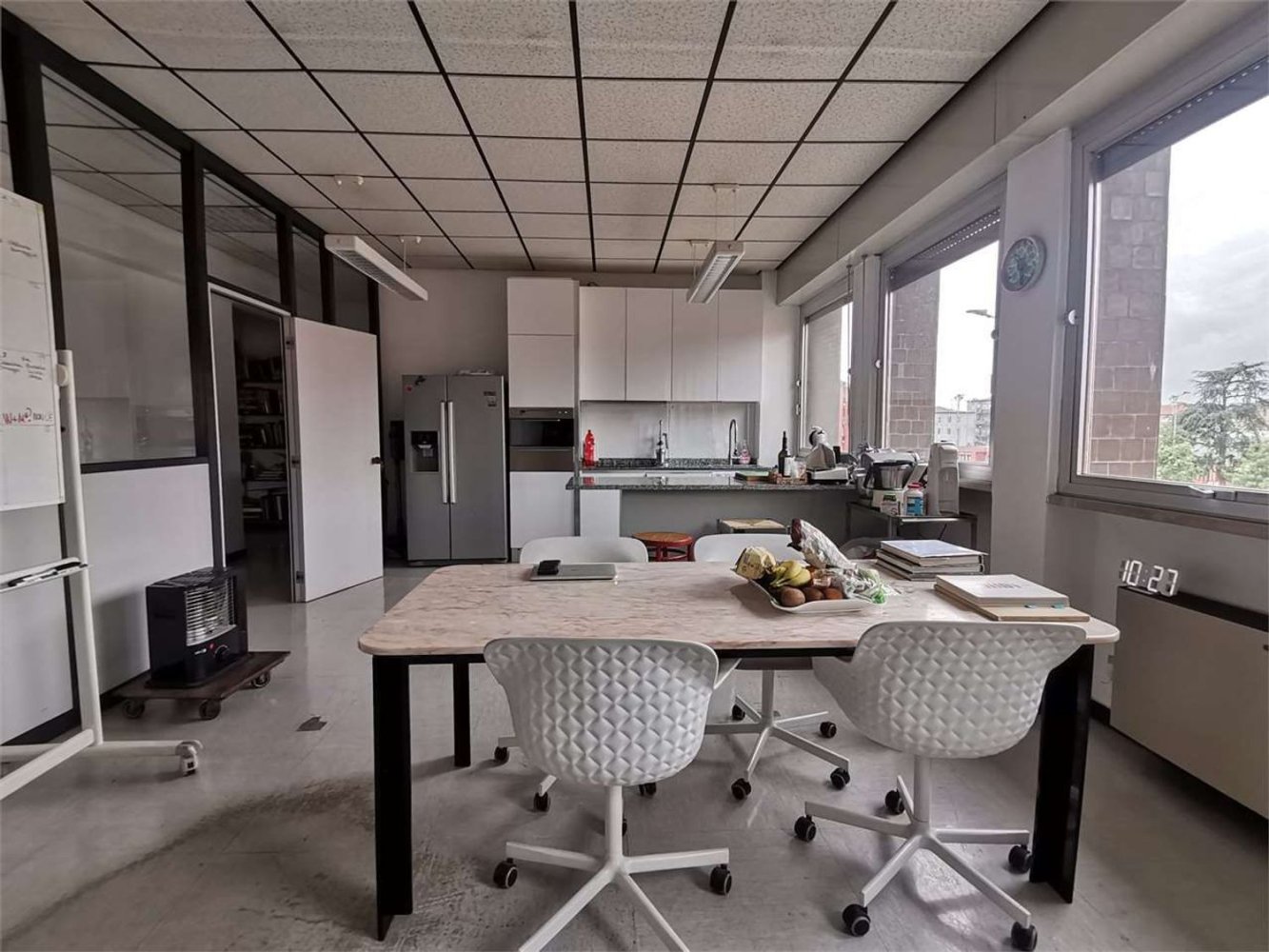 4 rooms Apartment in Rozzano, Italy No. 10425