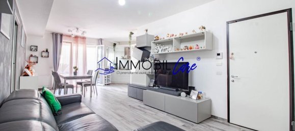 3 chambres Appartement à Livorno, Italy No. 338935 5