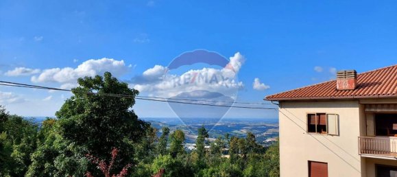 4 rooms Apartment in Cingoli, Italy No. 7409 10