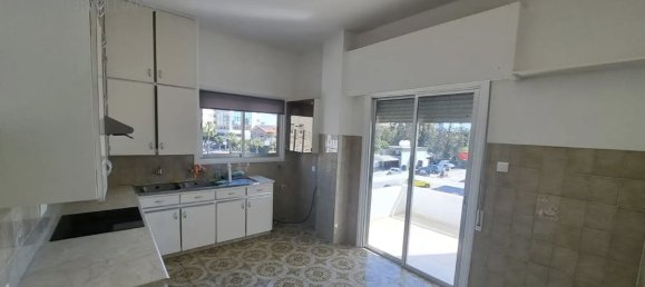 Apartamento de 3 dormitorios en Larnaca, Cyprus No. 26152 5