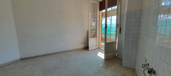 3 bedrooms Apartment in Florence, Italy No. 315415 7