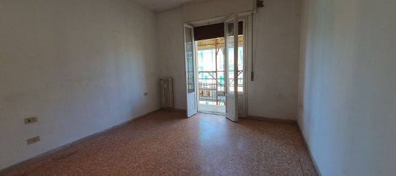 3 bedrooms Apartment in Florence, Italy No. 315415 8