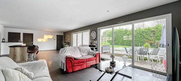 3 Schlafzimmer Haus in Sadirac, France, Nr. 101733 2