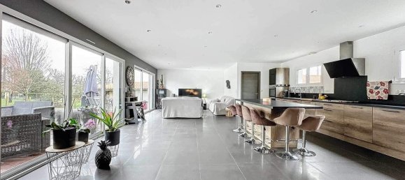 3 Schlafzimmer Haus in Sadirac, France, Nr. 101733 9