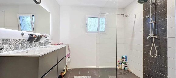 3 Schlafzimmer Haus in Sadirac, France, Nr. 101733 12