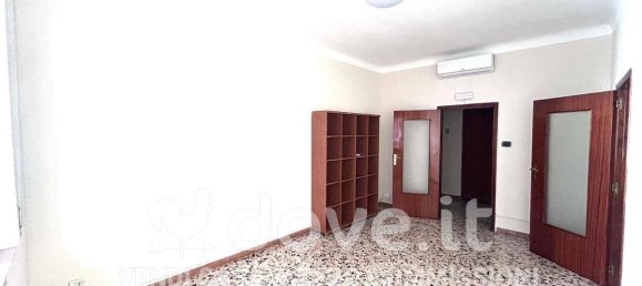 Квартира с 2 спальнями в Таранто, Италия № 340185 4