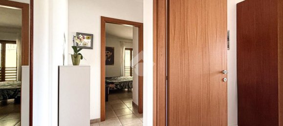Apartamento de 2 dormitorios en Chieti, Italy No. 289090 9