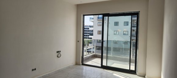 Apartamento de 2 divisões em Kargicak, Turkey N.º 10018 19