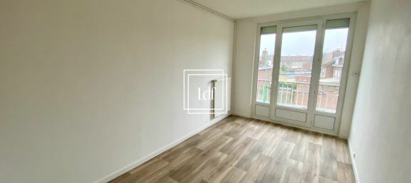 3 bedrooms Apartment in Lesquin, France No. 213193 7
