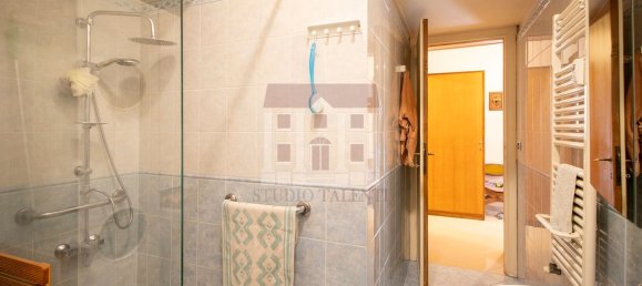 4غرفة شقة في Rome, Italy رقم 201941 43