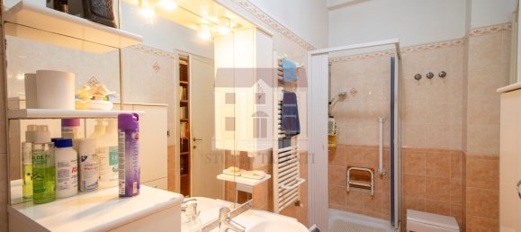 4غرفة شقة في Rome, Italy رقم 201941 41